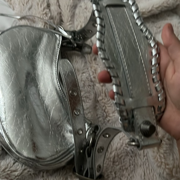 Motorcycle shoulder bag - Picture 3 of 8